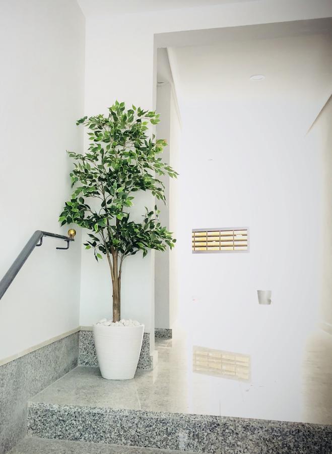 Plaza 5 Carabanchel Apartment Madrid Exterior foto